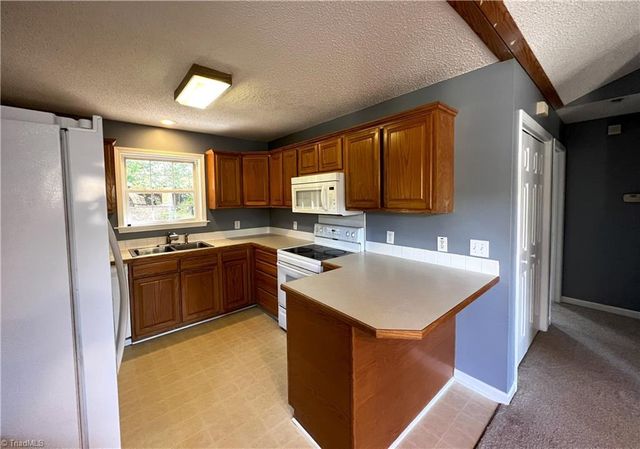 118 Carters Ridge Road, Advance, NC 27006