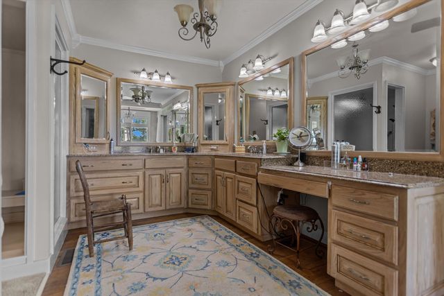 2807 S FM 225, Henderson, TX 75654