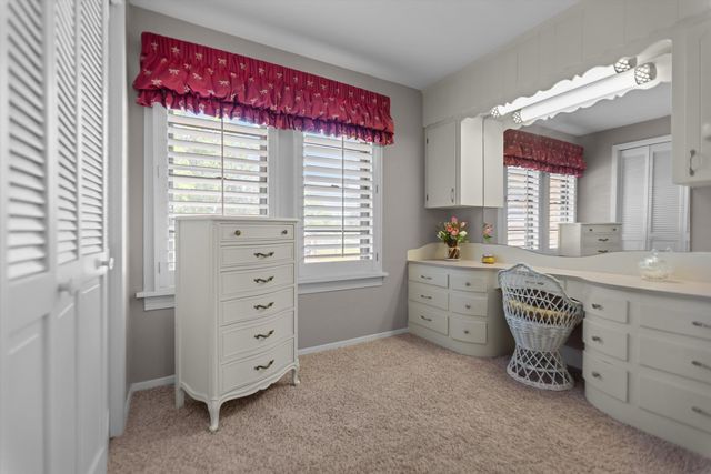 2807 S FM 225, Henderson, TX 75654