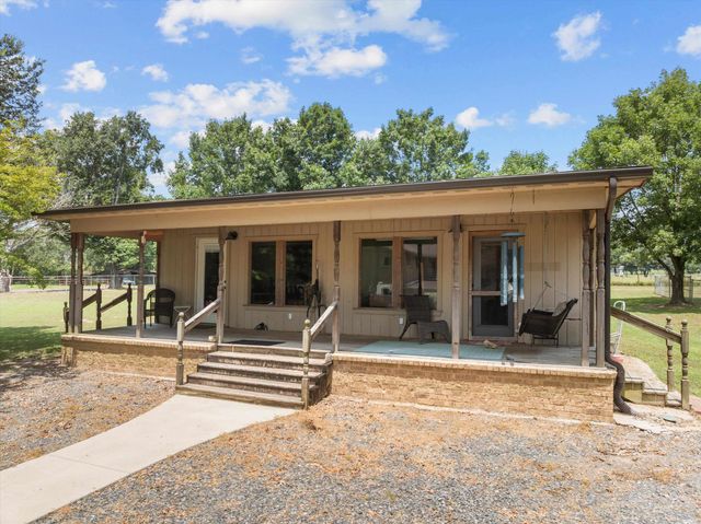 2807 S FM 225, Henderson, TX 75654