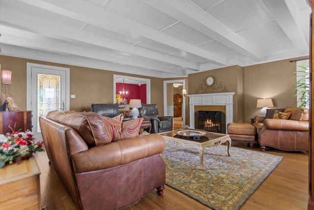 2807 S FM 225, Henderson, TX 75654