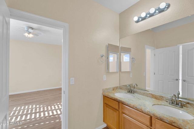 3586 E RIOPELLE Court, Gilbert, AZ 85298