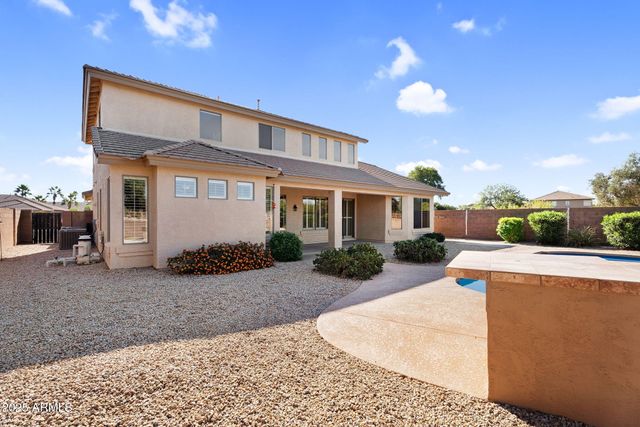 3586 E RIOPELLE Court, Gilbert, AZ 85298