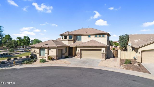 3586 E RIOPELLE Court, Gilbert, AZ 85298