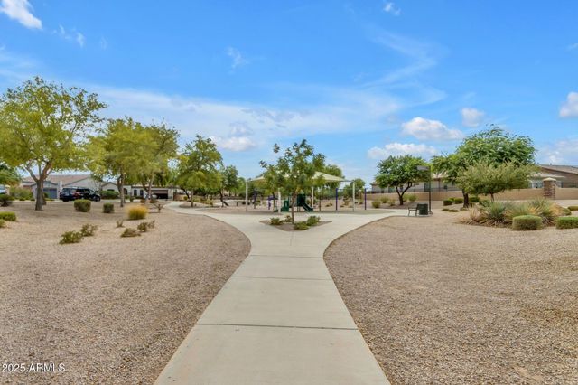3586 E RIOPELLE Court, Gilbert, AZ 85298