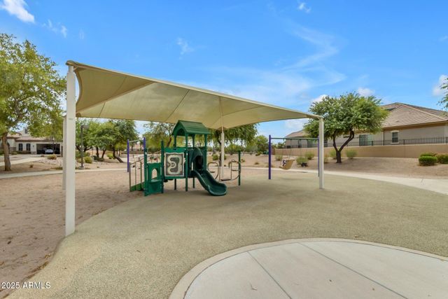 3586 E RIOPELLE Court, Gilbert, AZ 85298