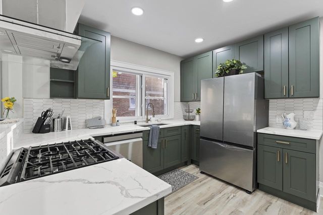 2945 N 73rd STREET, Milwaukee, WI 53210