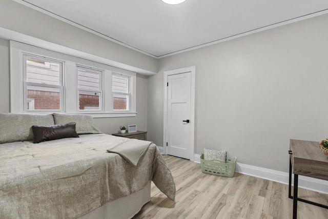 2945 N 73rd STREET, Milwaukee, WI 53210