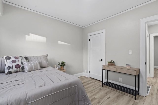 2945 N 73rd STREET, Milwaukee, WI 53210