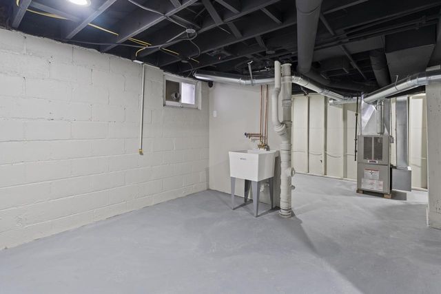 2945 N 73rd STREET, Milwaukee, WI 53210