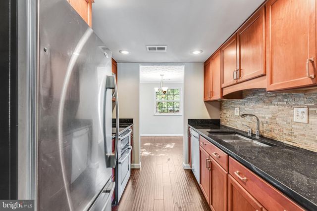 8339 BARK TREE CT, Springfield, VA 22153