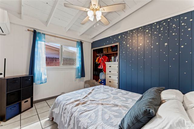 68-687 Farrington Highway, Waialua, HI 96791