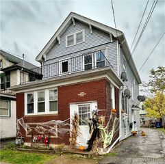 11 Blum Avenue Upper, Buffalo, NY 14216