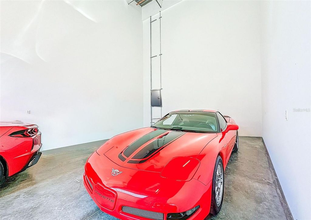 Image 30 of property listing at 6500 MOTOR ENCLAVE WAY 1214, Tampa, FL 33610