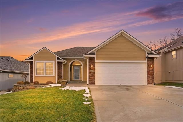 7101 N Cypress Avenue, Kansas City, MO 64119