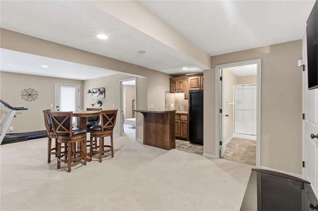 7101 N Cypress Avenue, Kansas City, MO 64119