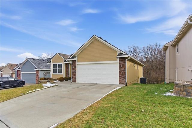 7101 N Cypress Avenue, Kansas City, MO 64119