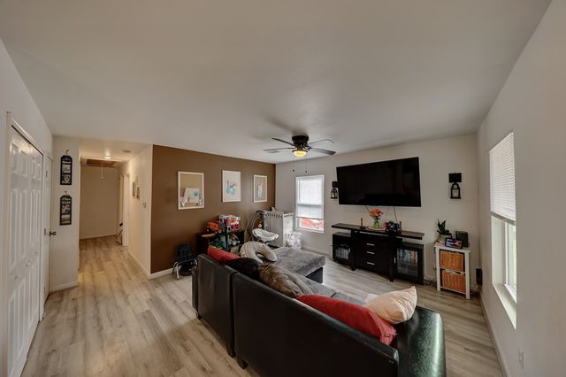 1002 W Brown St, Alpine, TX 79830