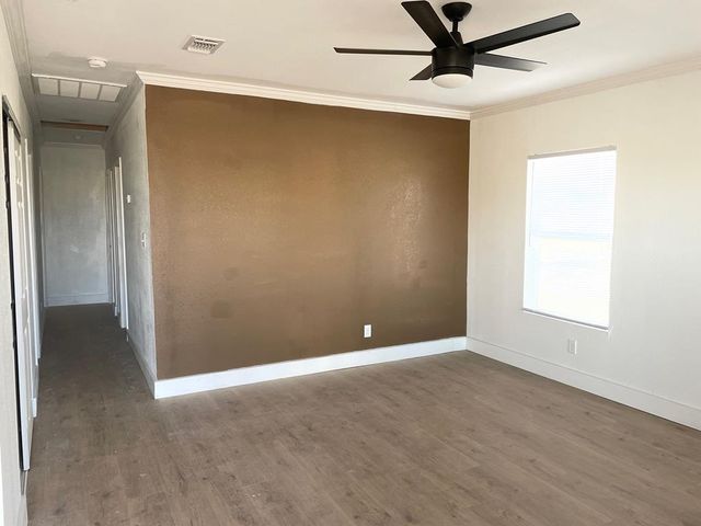 1002 W Brown St, Alpine, TX 79830