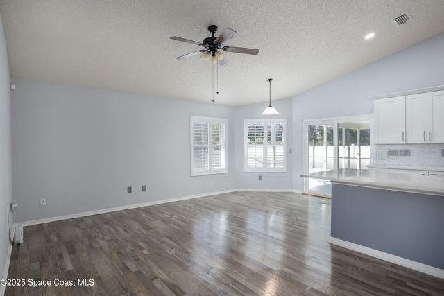 861 Seven Gables Circle SE, Palm Bay, FL 32909