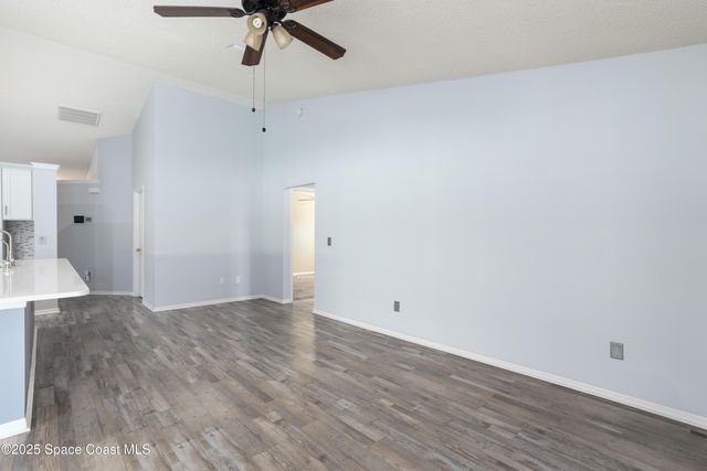 861 Seven Gables Circle SE, Palm Bay, FL 32909