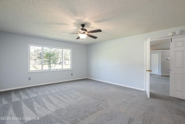 861 Seven Gables Circle SE, Palm Bay, FL 32909