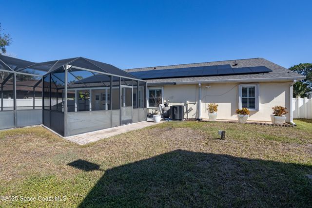 861 Seven Gables Circle SE, Palm Bay, FL 32909