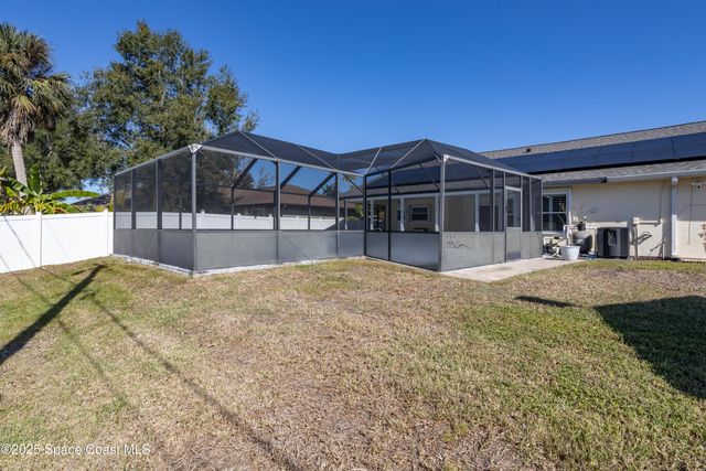 861 Seven Gables Circle SE, Palm Bay, FL 32909
