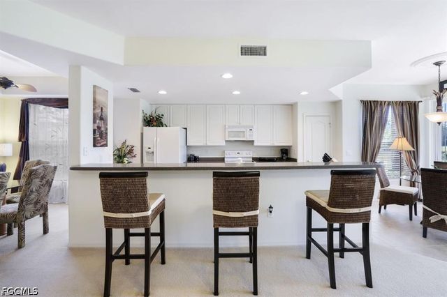 3200 Sea Haven CT 2101, North Fort Myers, FL 33903