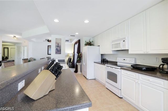 3200 Sea Haven CT 2101, North Fort Myers, FL 33903