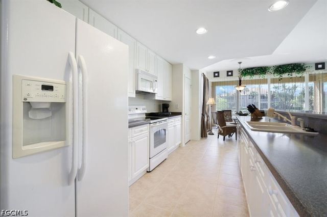 3200 Sea Haven CT 2101, North Fort Myers, FL 33903