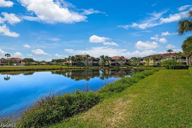 3200 Sea Haven CT 2101, North Fort Myers, FL 33903