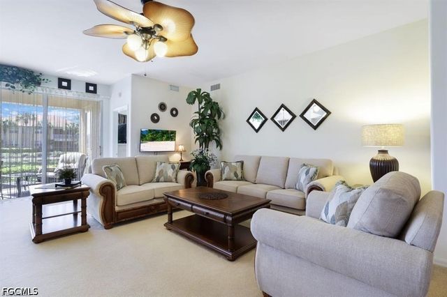 3200 Sea Haven CT 2101, North Fort Myers, FL 33903