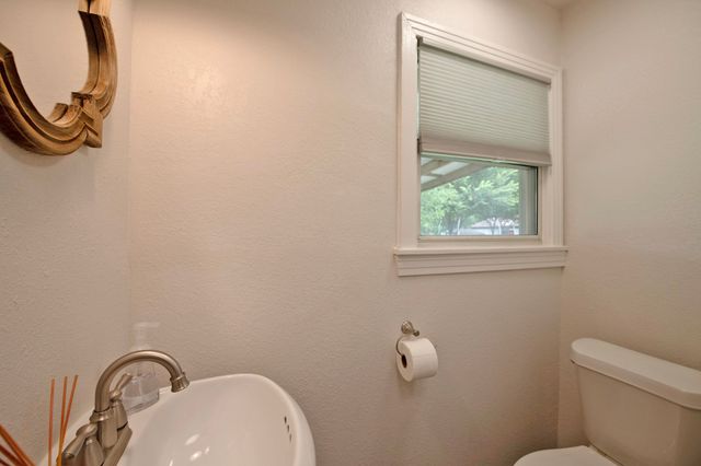 512 Kedy Street, Mesquite, TX 75149