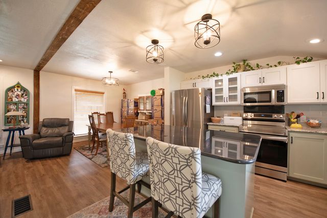512 Kedy Street, Mesquite, TX 75149
