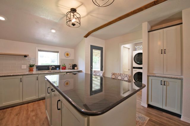 512 Kedy Street, Mesquite, TX 75149