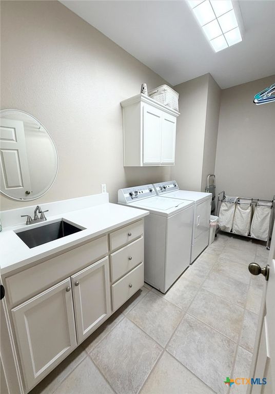 Image 14 of property listing at Address unavailable.