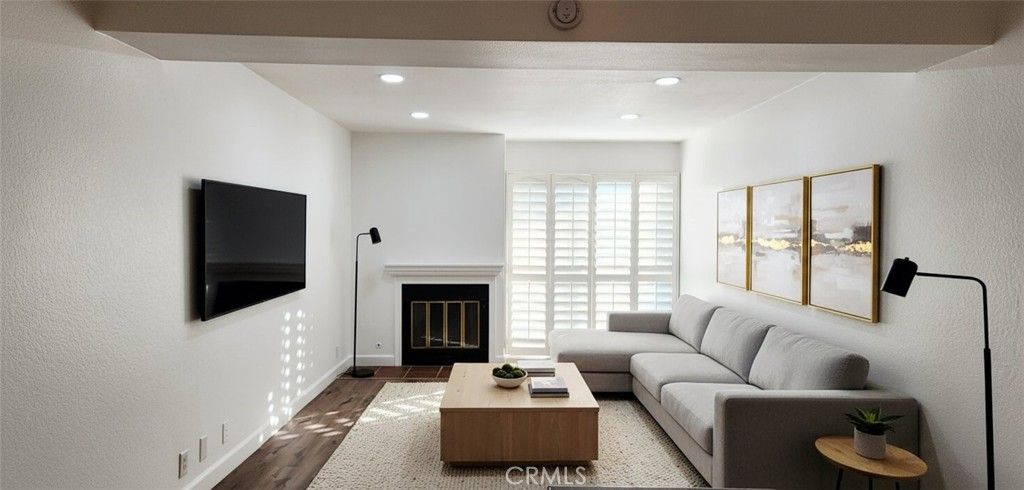 Image 1 of property listing at 2599 Walnut Ave #136, Signal Hill, CA 90755