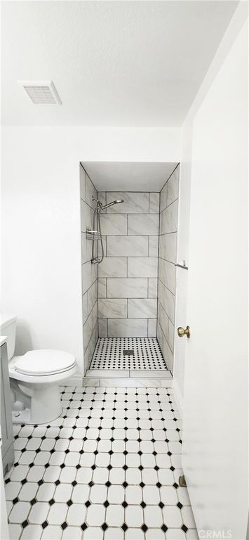 Image 22 of property listing at 2599 Walnut Ave #136, Signal Hill, CA 90755