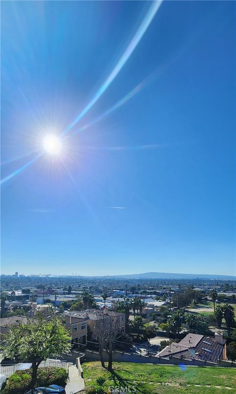 Image 25 of property listing at 2599 Walnut Ave #136, Signal Hill, CA 90755