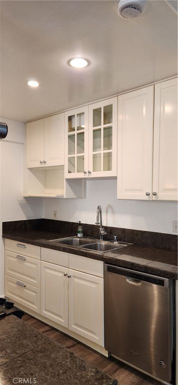 Image 6 of property listing at 2599 Walnut Ave #136, Signal Hill, CA 90755