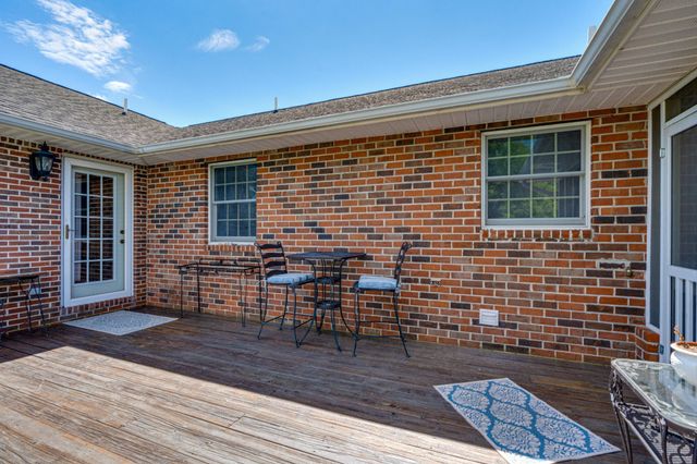 121 County Road 903, Etowah, TN 37331