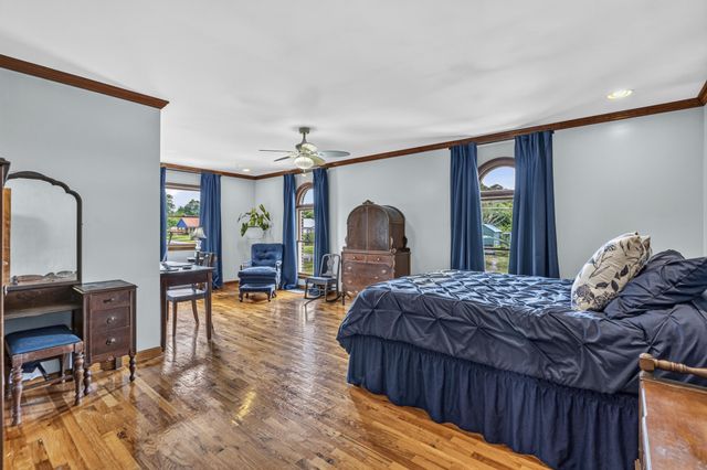121 County Road 903, Etowah, TN 37331