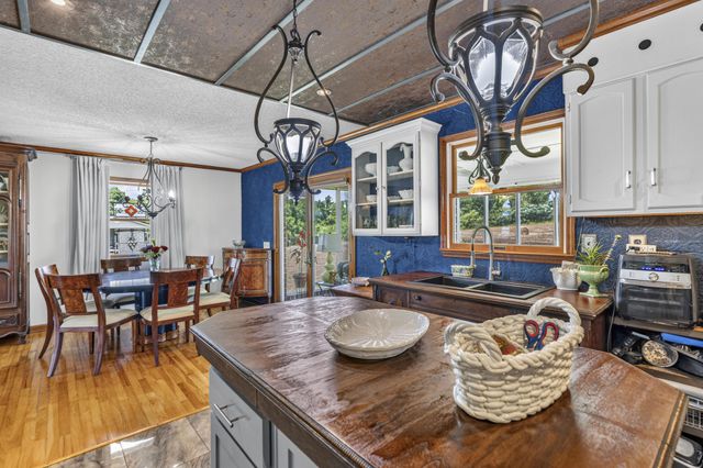 121 County Road 903, Etowah, TN 37331