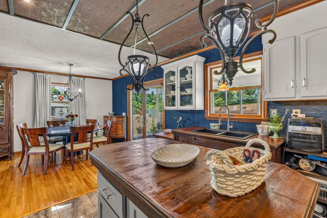 121 County Road 903, Etowah, TN 37331