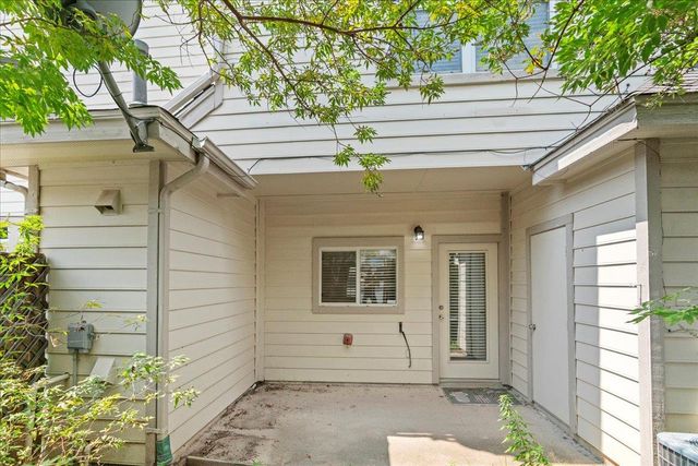 12205 Abbey Glen LN, Austin, TX 78753