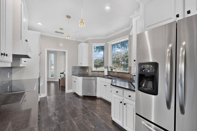 6130 Grauton Drive, Mansfield, TX 76063