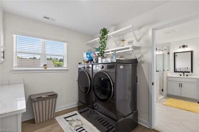 436 Stoney Mist WAY, Chesapeake, VA 23322