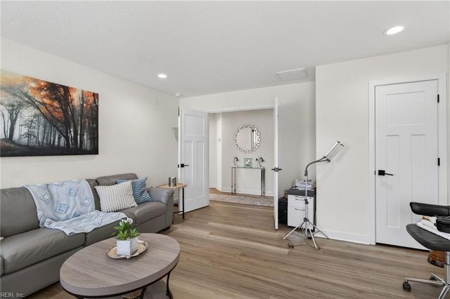 436 Stoney Mist WAY, Chesapeake, VA 23322