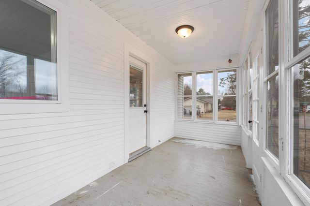 38982 2nd Avenue, North Branch, MN 55056